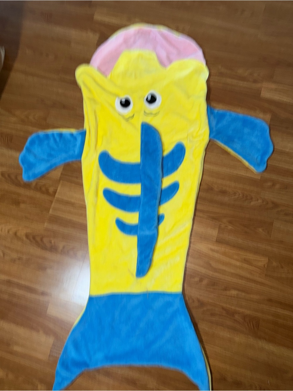 Little Mermaid Flounder Blanket 🧜♀️